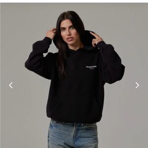 TALENTLESS Black Circle Logo Hoodie SMALL